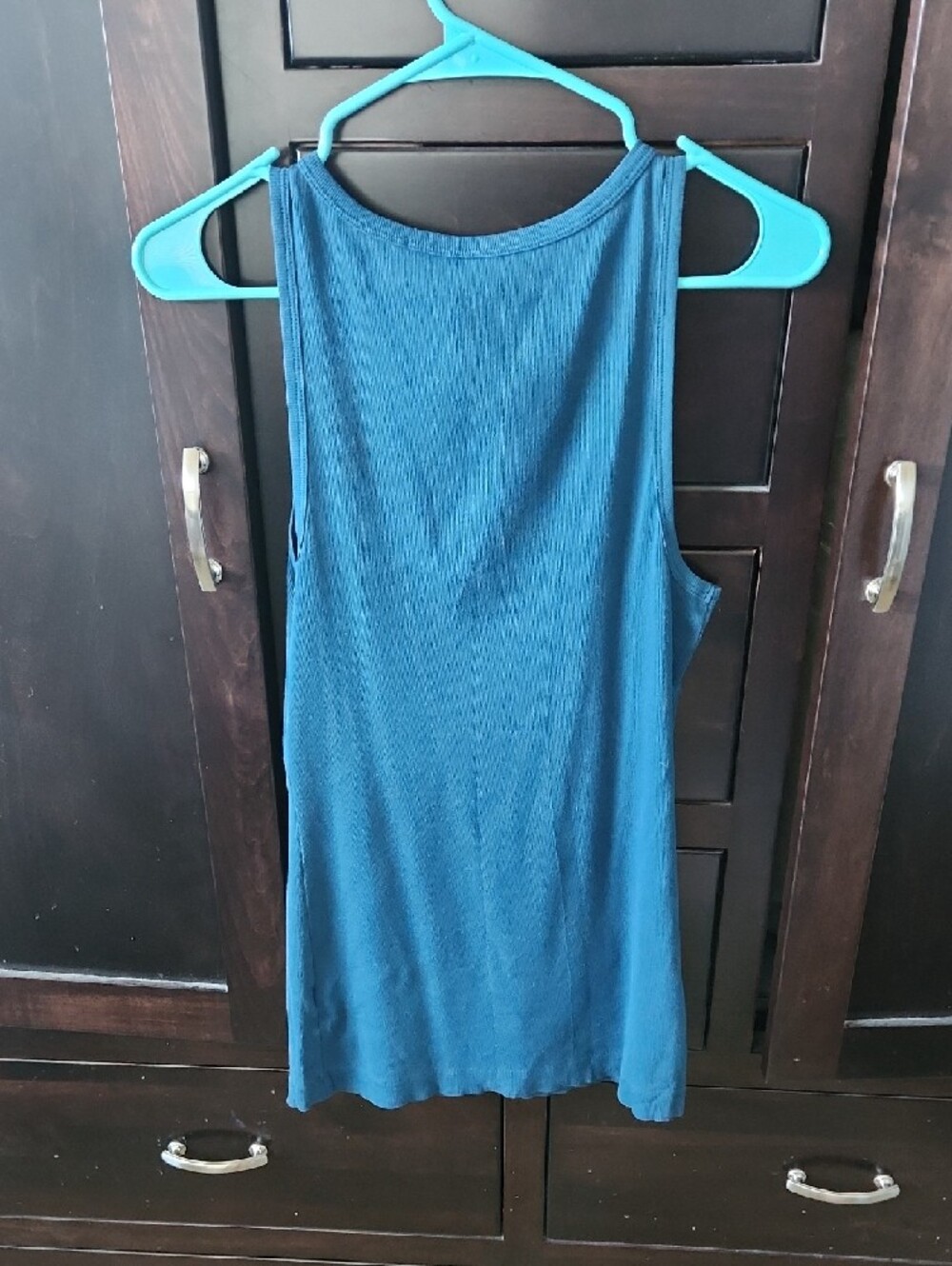 Banana Republic Peacock Teal Tank Top - Picture 6 of 6